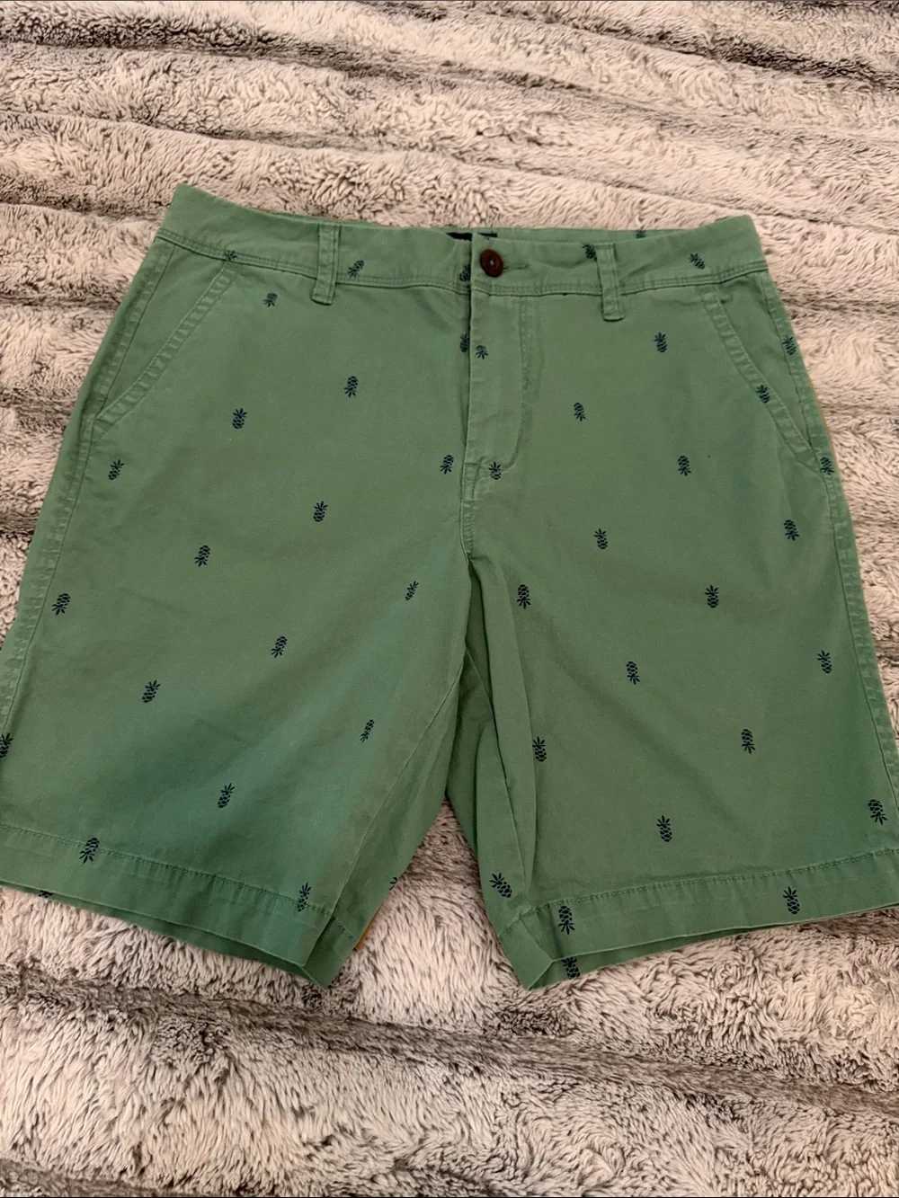 Aeropostale Men’s Chino Shorts 2 Pair Bundle Khaki Pineapple - Size 32